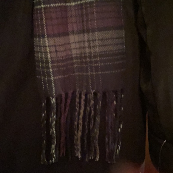 Winter coat with scarf by Croft & Barrow. - Picture 5 of 11